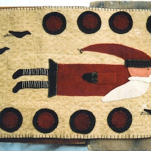 Wool Applique Penny Rug E-Pattern Digital Download pdf KEEPING UP with SANTA Christmas Crows Runner Tea Stained Muslin Pennies