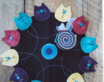 Wool Applique Penny Rug e-Pattern pdf KALEIDO-KATS Digital Download Circle of Cats Kitties Kaleidoscope Bright Colors Penny Rug - Fun!!!