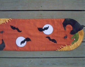 Wool Applique Penny Rug e-Pattern pdf Long Wool Runner THE NIGHT WITCHES Halloween Runner Green Witch Moons Bats Spiders Digital Download