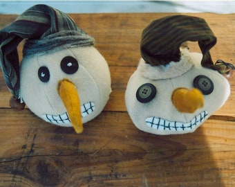 Wool Applique Penny Rug e-Pattern pdf WOOLY & WILLY Digital Download Ornaments Ornies Snowman Ornaments - Wool with Stocking Hats - FUN!!!