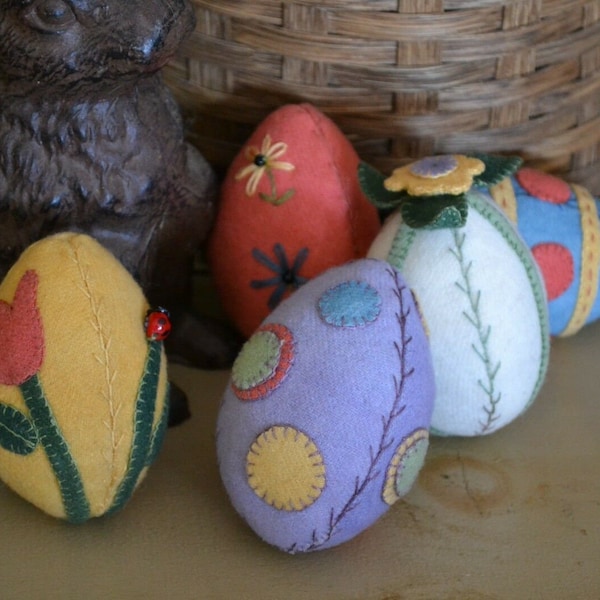 Wool Applique Penny Rug e-Pattern pdf WOOLLY EASTER EGGS Digital Download Wool Eggs Easter 5 Different Designs Spring Flowers Basket