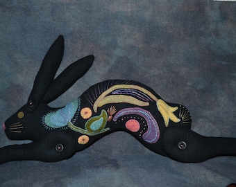 Wool Applique Penny Rug E-Pattern pdf Digital Download JACOBEAN BUNNY Hand Dyed Wool Easter Spring Black Bunny - GORGEOUS!!!