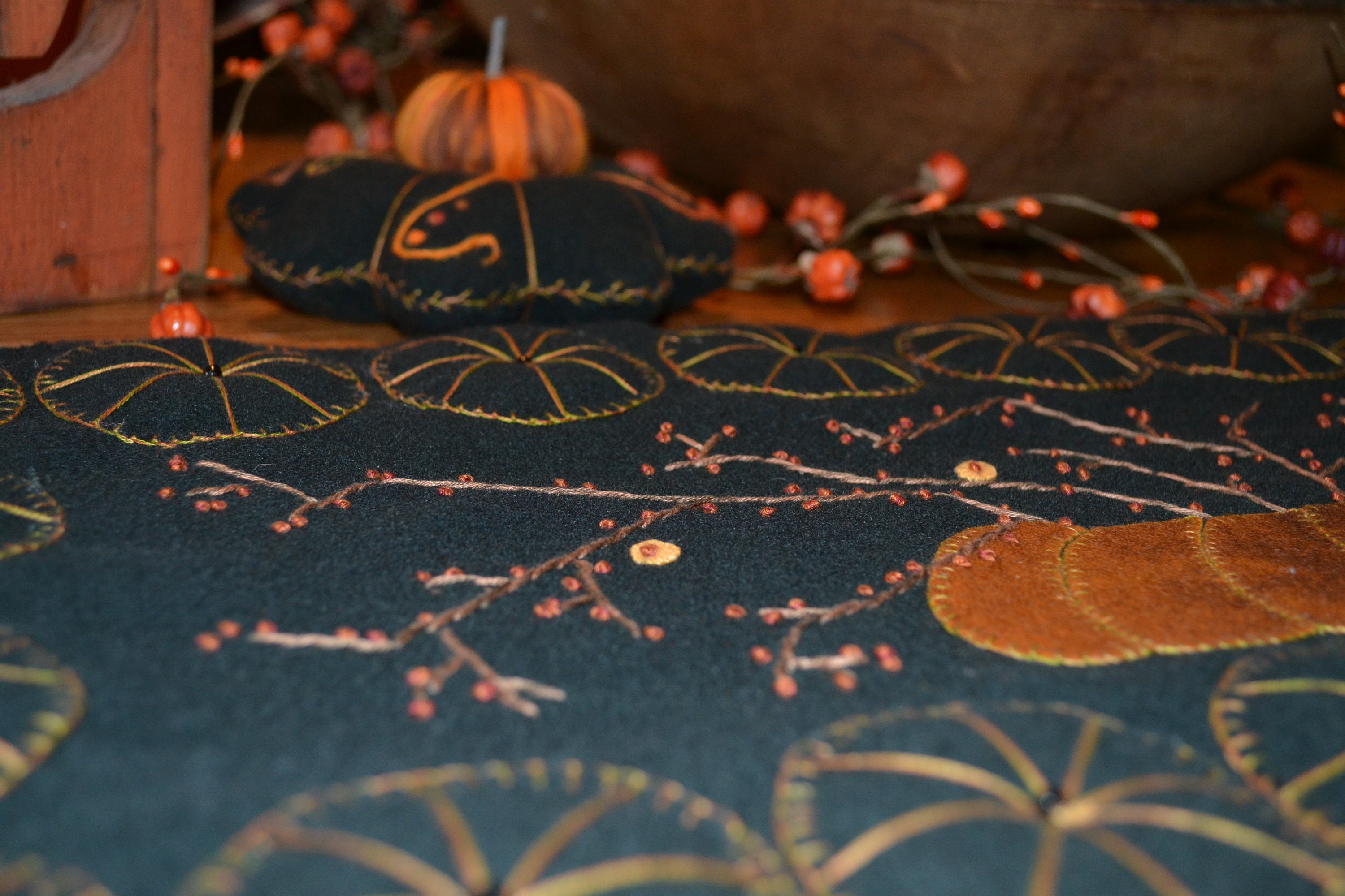 Wool Applique Penny Rug E-pattern Pdf BITTERSWEET RUNNER Digital ...