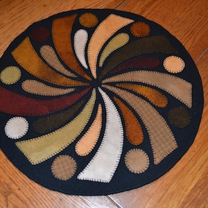 Wool Applique Penny Rug E-Pattern pdf Digital Download Kaleidoscope Colonial Antique Penny Rug Hand Dyed Wool - FAST & EASY Project!!!