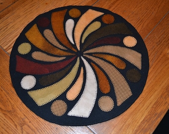 Wool Applique Penny Rug E-Pattern pdf Digital Download Kaleidoscope Colonial Antique Penny Rug Hand Dyed Wool - FAST & EASY Project!!!