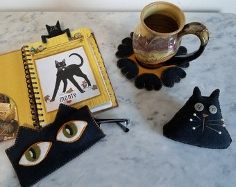 Wool Applique Penny Rug e-Pattern pdf Itty Bitty BLACK KITTY CAT Digital Download Eyeglasses Case, Bookmark, Mug Rug Coaster, Pin Cushion