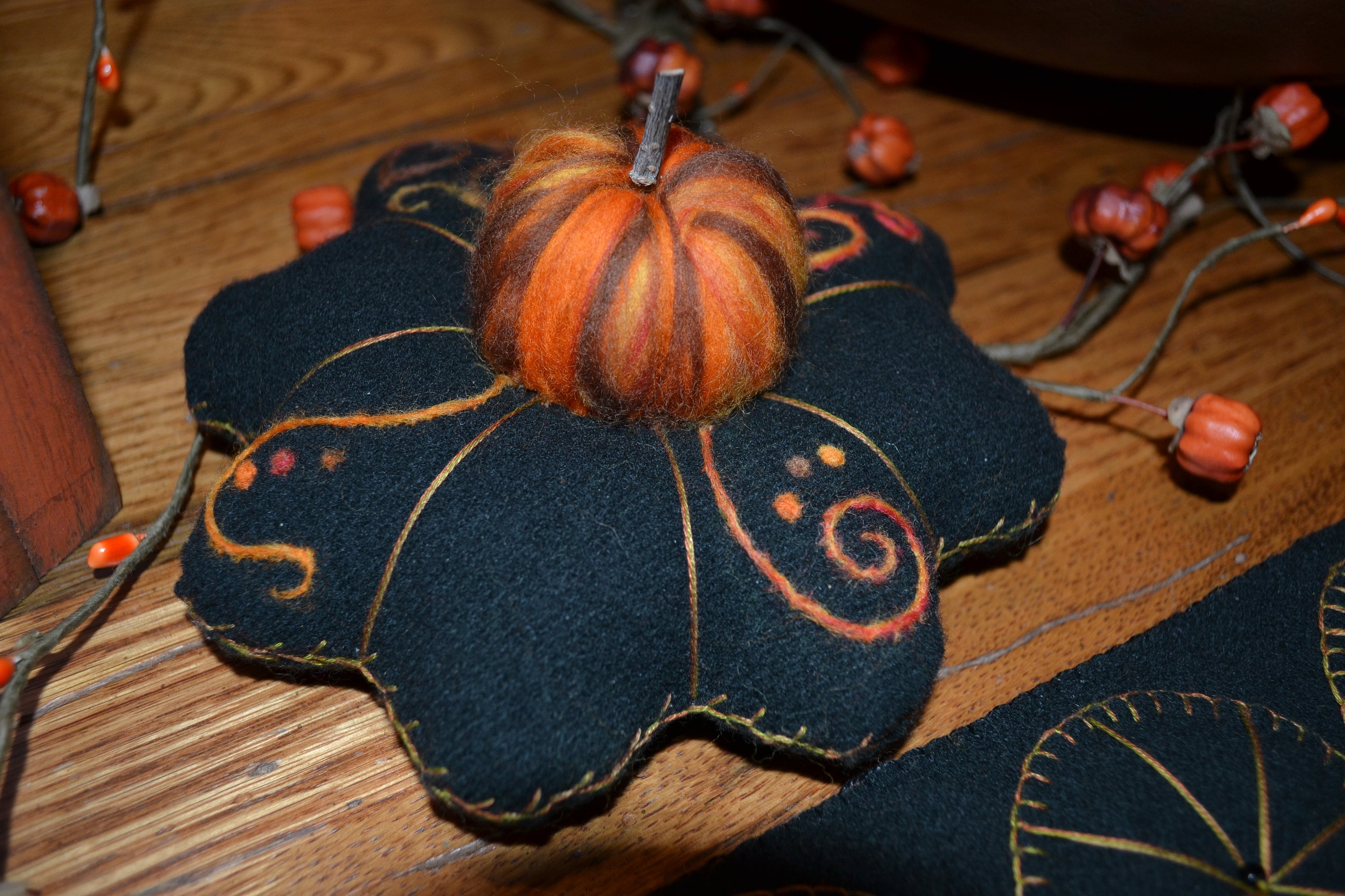 Wool Applique Penny Rug E-pattern Pdf BITTERSWEET RUNNER Digital ...