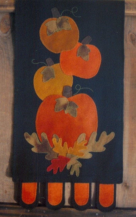 PRIMITIVE WOOL APPLIQUE PENNY RUG PATTERN TRADITIONAL LONG RUNNER *NEW*
