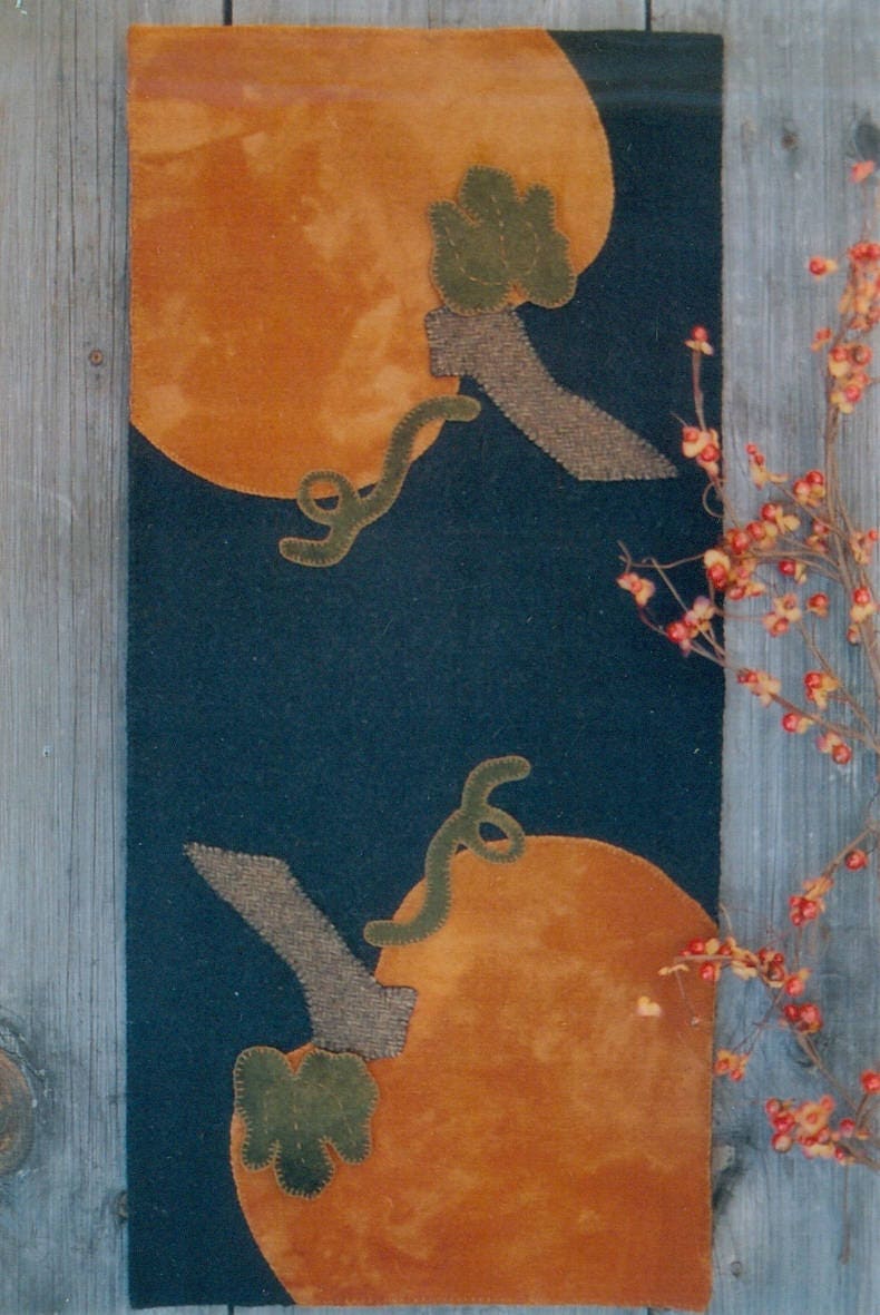 Wool Applique E-pattern Pdf PUMPKIN RUNNER Penny Rug Pattern Runner ...