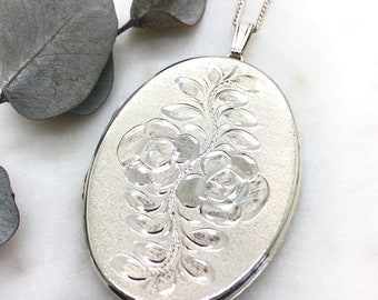 Large Vintage Sterling Silver Flower Locket Pendant Necklace