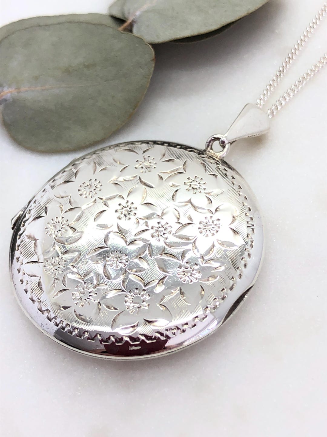 Silver Rouid Vintage Sterling Silver Round Flower Locket Pendant Necklace - Etsy