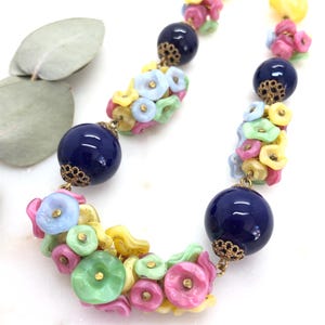 Vintage 1930’s Czech Glass Flowers Beads Necklace