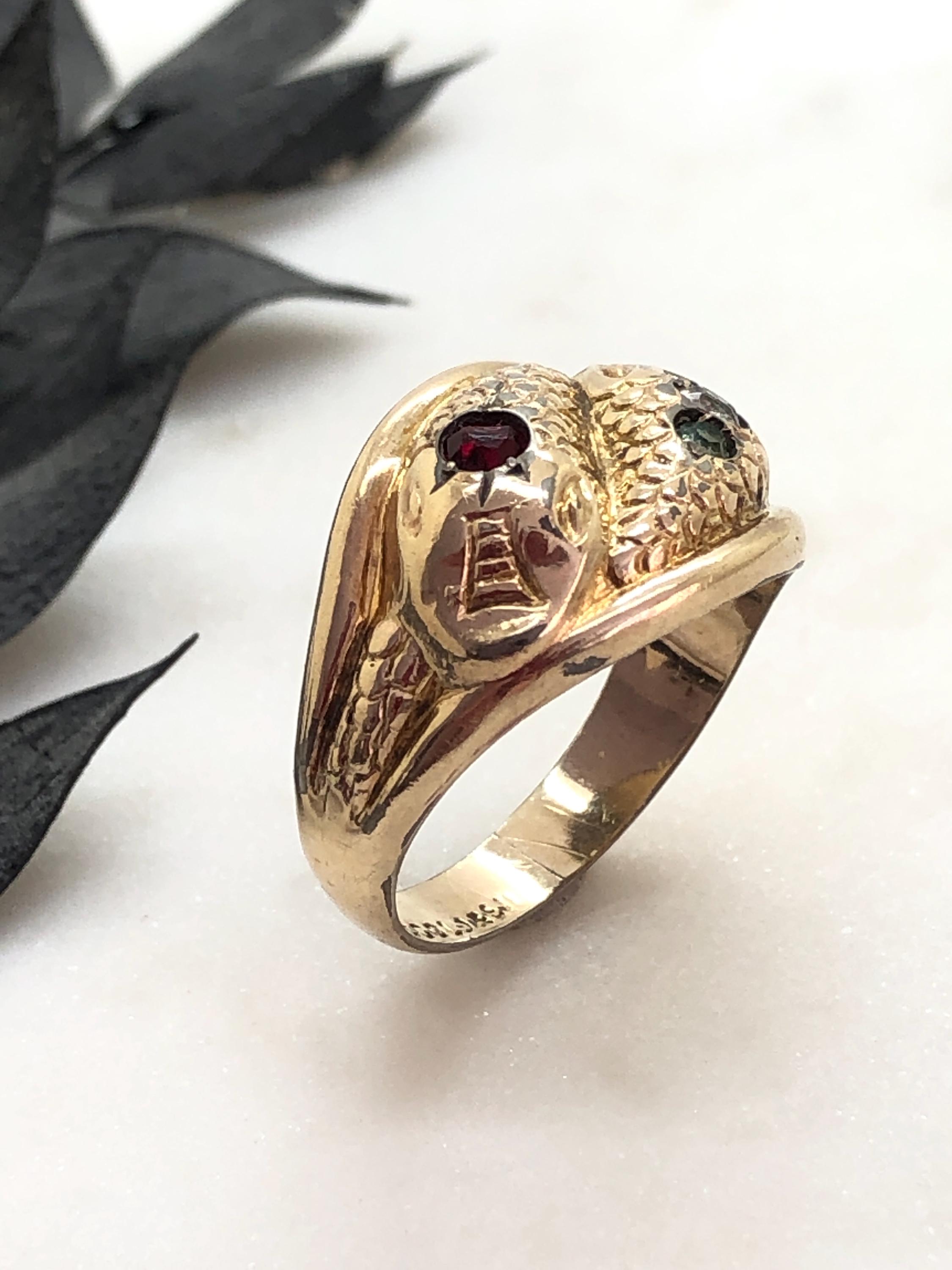 Vintage Double Headed Snake Ring in 18k Yellow Gold
