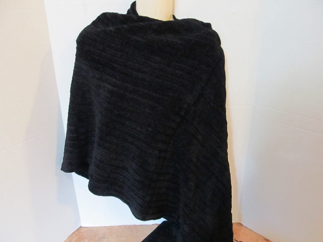 Vintage NOS Outside Traditions by Stan Herman Black Rayon Acrylic One ...