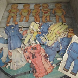 Vintage Queen Holden Dionne Quintuplets Paper Dolls & Clothes