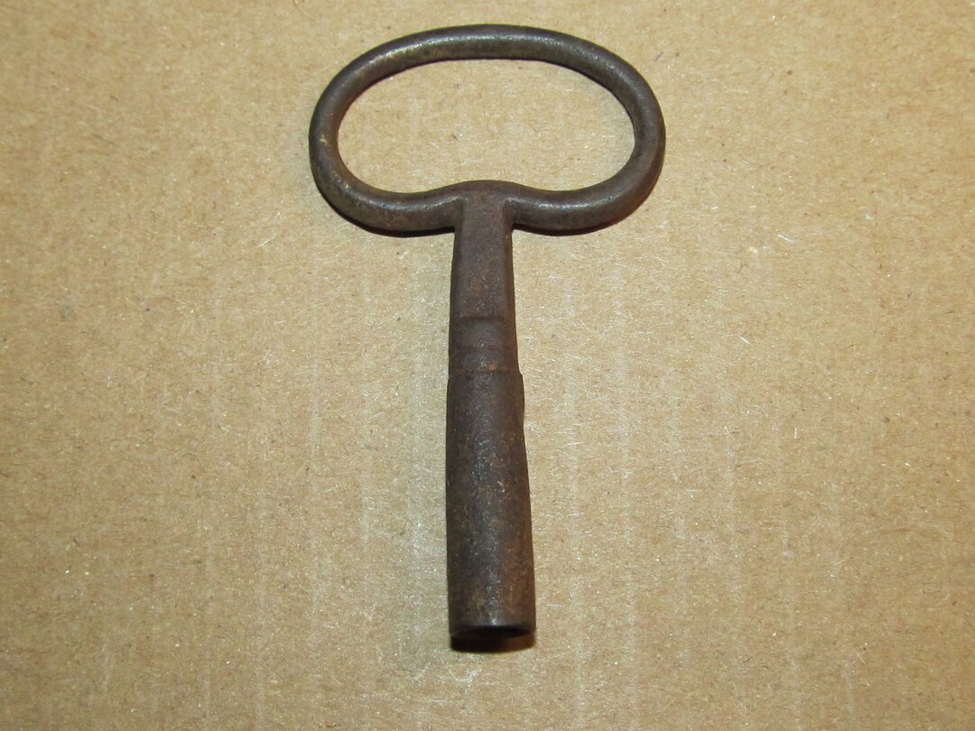 Antique Vintage Cast Iron Wind up Clock / Toy Key / 2 Long /mantle