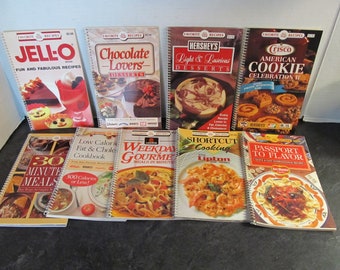 Choice Vintage Favorite All Time Recipes Spiral Cookbooks / Jell-O/ Chocolate Lovers/ Hershey's / Crisco Cookies/ Lawry's /Lipton / More