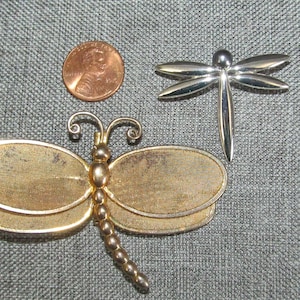 2 Vintage Dragonfly Brooches / Gold Tone Dragonfly w/ Mesh Wings & Silver Dragonfly w/ Gray Head