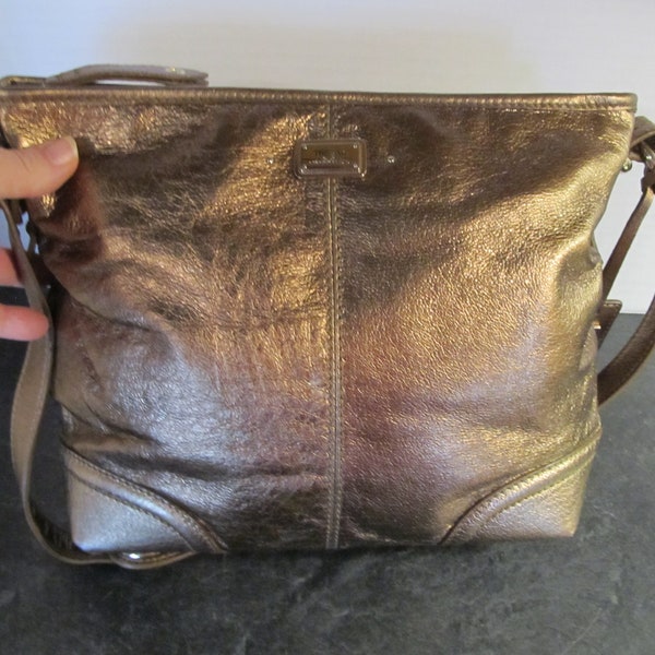 Vintage "The Sak" Gold / Bronze Leather Purse Handbag Medium Metallic Bag Zipper Closure