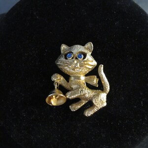 Frisky Kitten - Etsy