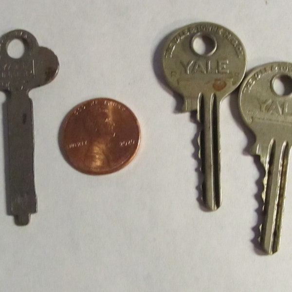 3 Vintage Yale & Towne Mfg Co Replacement Keys - Includes 1 Yale Jr Flat Skeleton Key