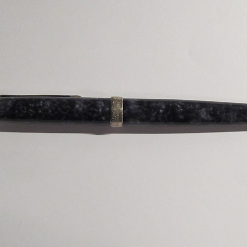 Vintage Diplomat Classic shops Collection Silverplated Fountain Pen Limited Edition New Old Stock Germany Mottled Grey / Black Medium Nib