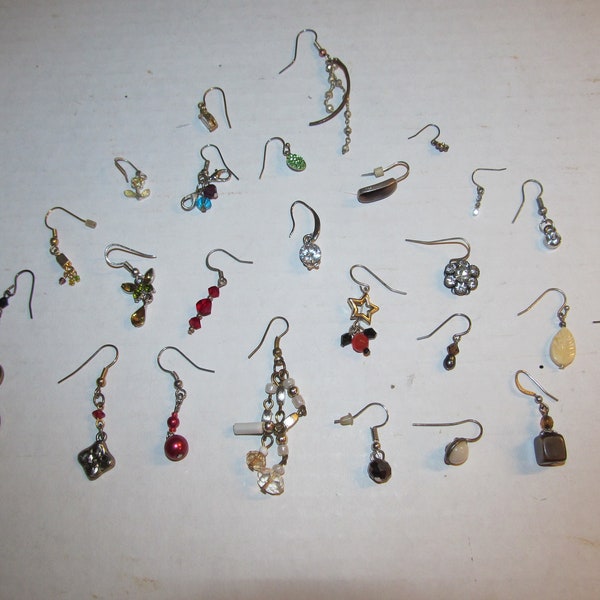25 Vintage Single Pierced Dangle Hook Drop  Earrings Gold Mixed Metals Crystal Rhinestones Earrings Lot