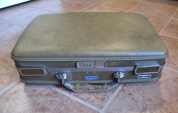 american tourister suitcase combo