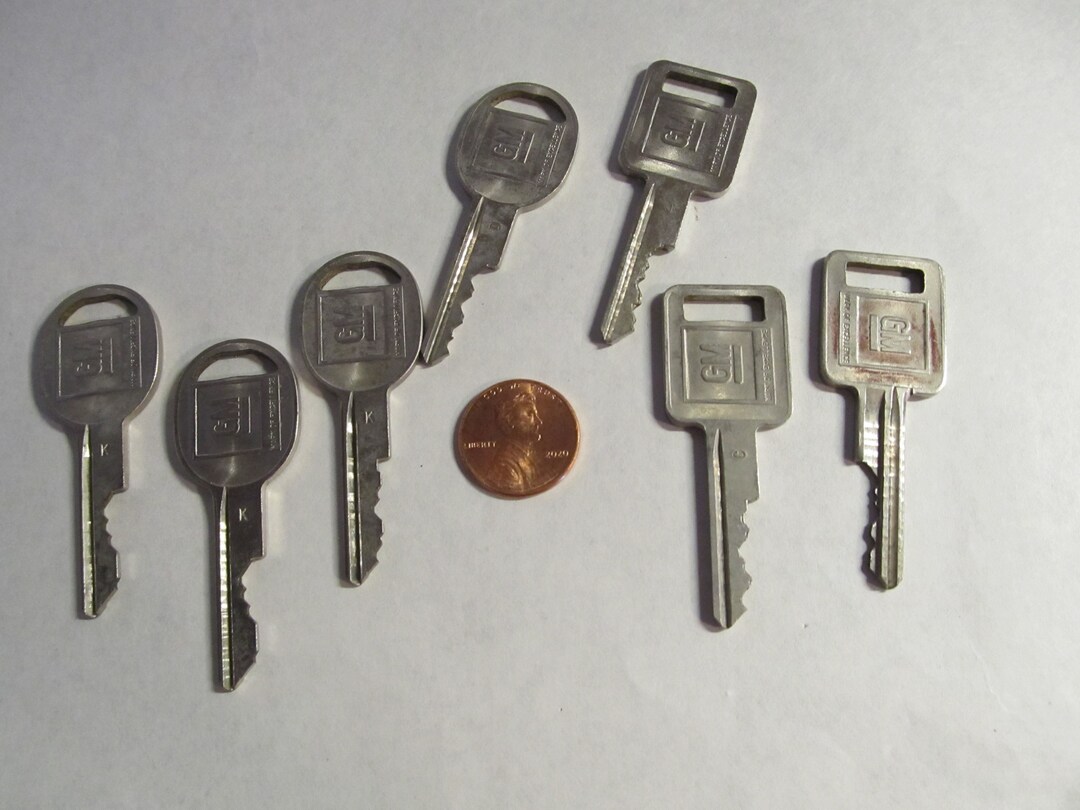 7 Vintage GM Keys mark of Excellence Stamped Etsy