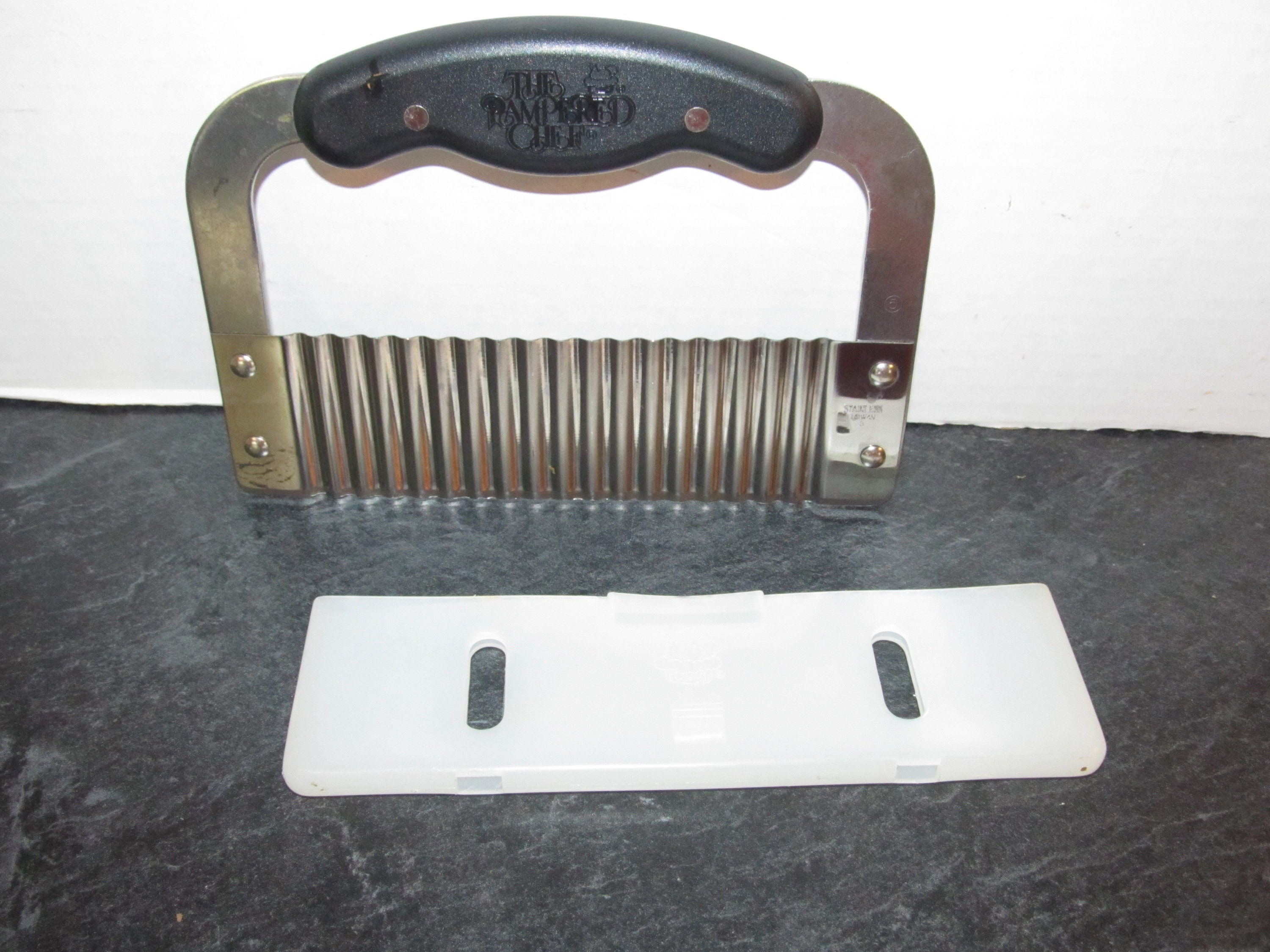 Vintage the Pampered Chef Food Chopper Germany Onion Chopper 