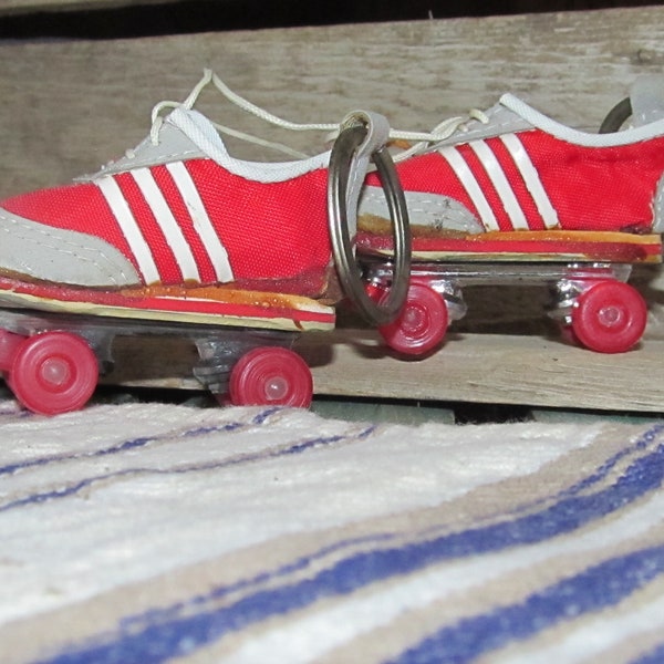 2 Vintage 80's Matching Sneaker Roller Skates Keyrings Keychains / Best Friend Gift ~ Red & White Striped Tennis Shoe Rollerskates