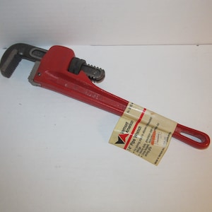 Vintage Vermont American 14&quot; Pipe Wrench No 52534 / New Old Stock / Bright Red Heavy Duty Adjustable Pipe Wrench