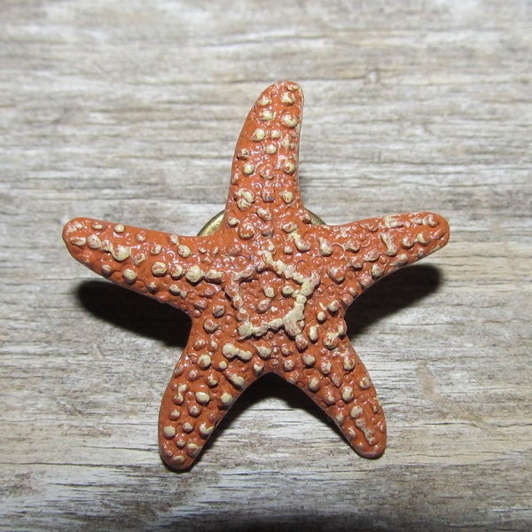 Vintage Brown Spiny Starfish Tie Tack  / Tie Clip ~  1" wide Brooch Lapel Hat Truckers Pin ~ Detailed Starfish