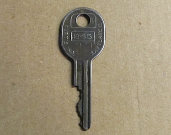 Vintage Curtis Eastlake Ohio B45 Replacement Key "Fits General Motors Cars" H Made in USA