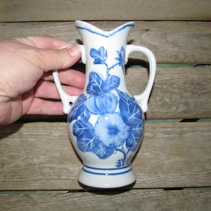 Vintage Blue & White Floral Double Handle Ceramic Flower Vase 7" Tall