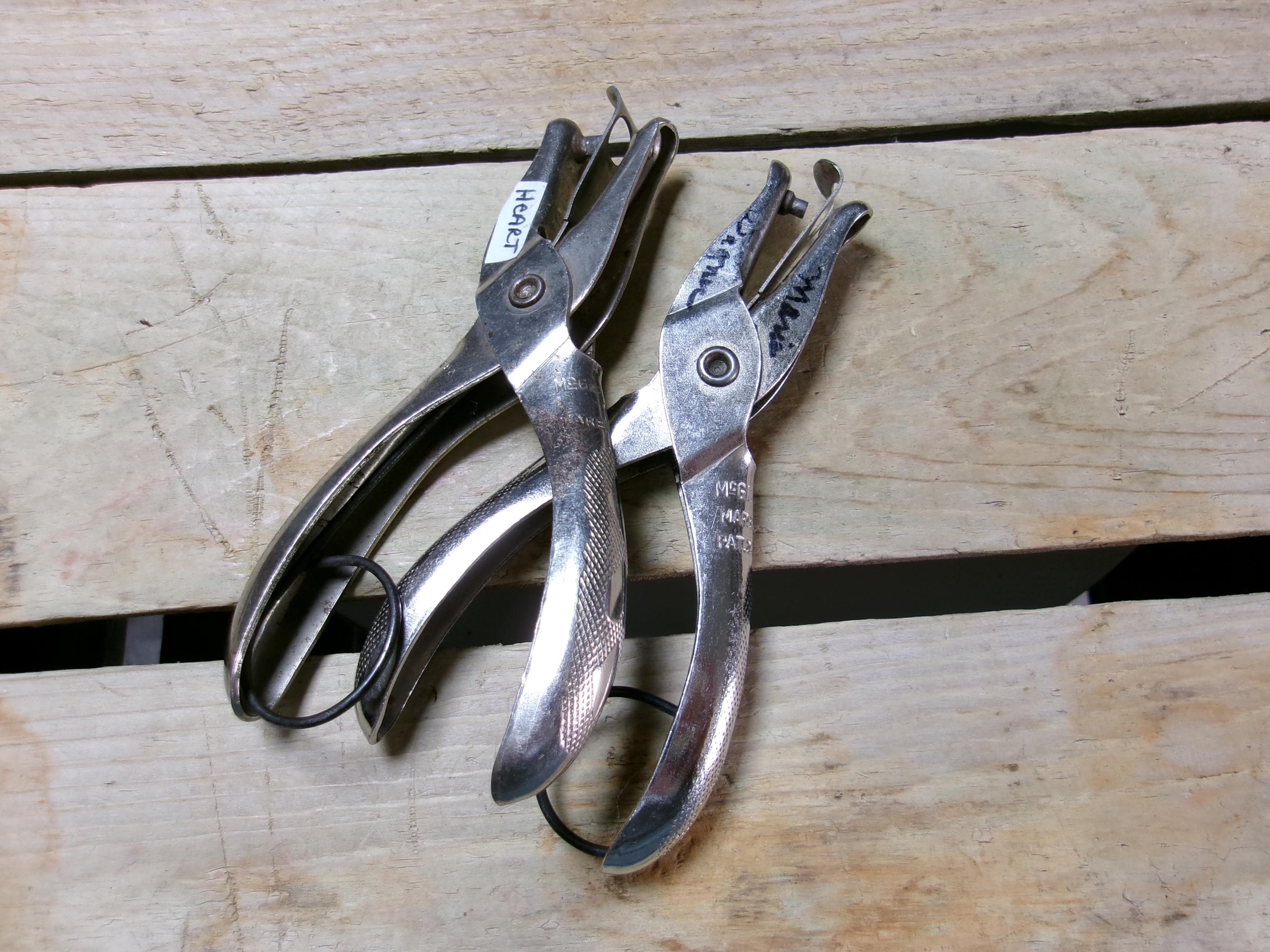 良品ヴィンテージアンティーク two-hole puncher 実働 Vintage 2 Hole Punch - Etsy