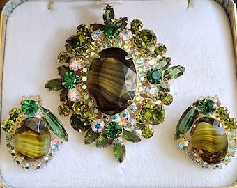 Vintage Juliana D&E Rhinestone Jewelry Set Green Givre AB Crystal Brooch Pendant Earrings