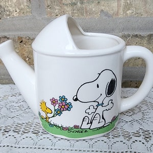Peanuts Snoopy Cast Iron Teapot