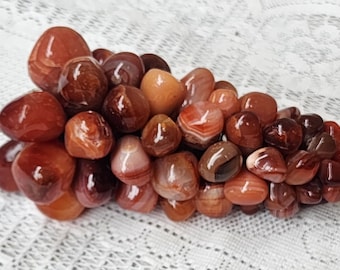 Carnelian Red Agate Semi Precious Polished Stones Grape Cluster Grapes Grapevine Bunch Decorative Fake Fruit