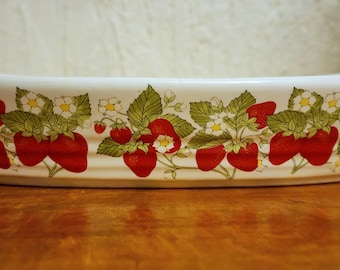 Vintage Ceramic Strawberry Au Gratin Casserole Double Handle Baker Dish Serving Bowl