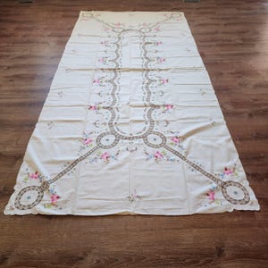 Vintage Crochet Lace Open Work Tablecloth Cross Stitch Flower Floral Green Large Rectangle White Tablecloth Table Cloth 134x64