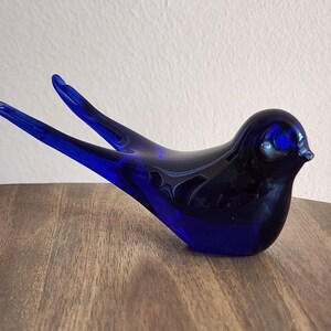 Vintage Cobalt Blue Fork Tail Swallow Bird Sweden Scandinavian Hand Blown European Art Glass Figurine Collectible