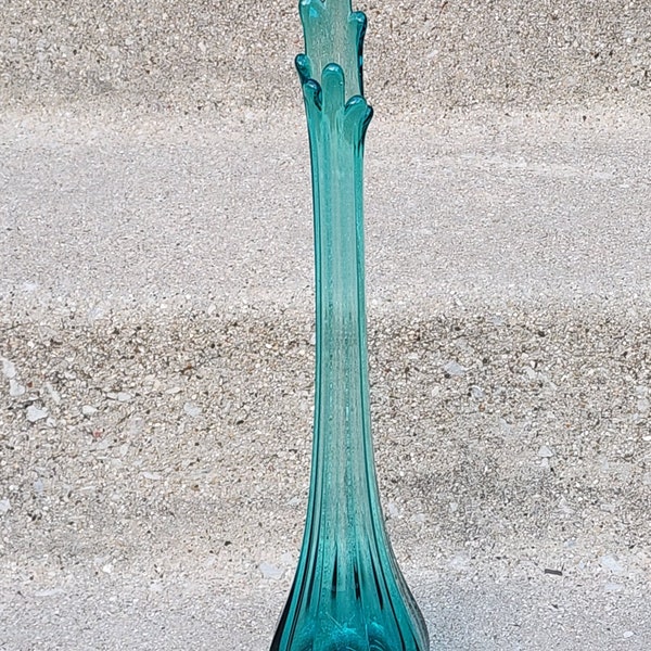 Vintage LE Smith Panel Glass Peacock Blue Green Aqua MCM Mid Century Modern 18 1/2" Tall Stretch Swung Vase