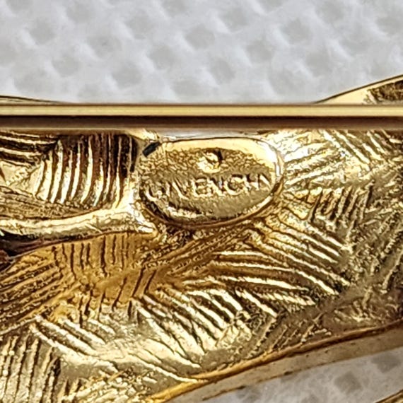 Vintage Givenchy Interlocking Infinity Brooch: Go… - image 5