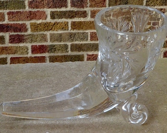 Vintage Star Starburst Wheat Cut Crystal Clear Glass Cornucopia Bent Horn Floral Flower Footed Bud Vase