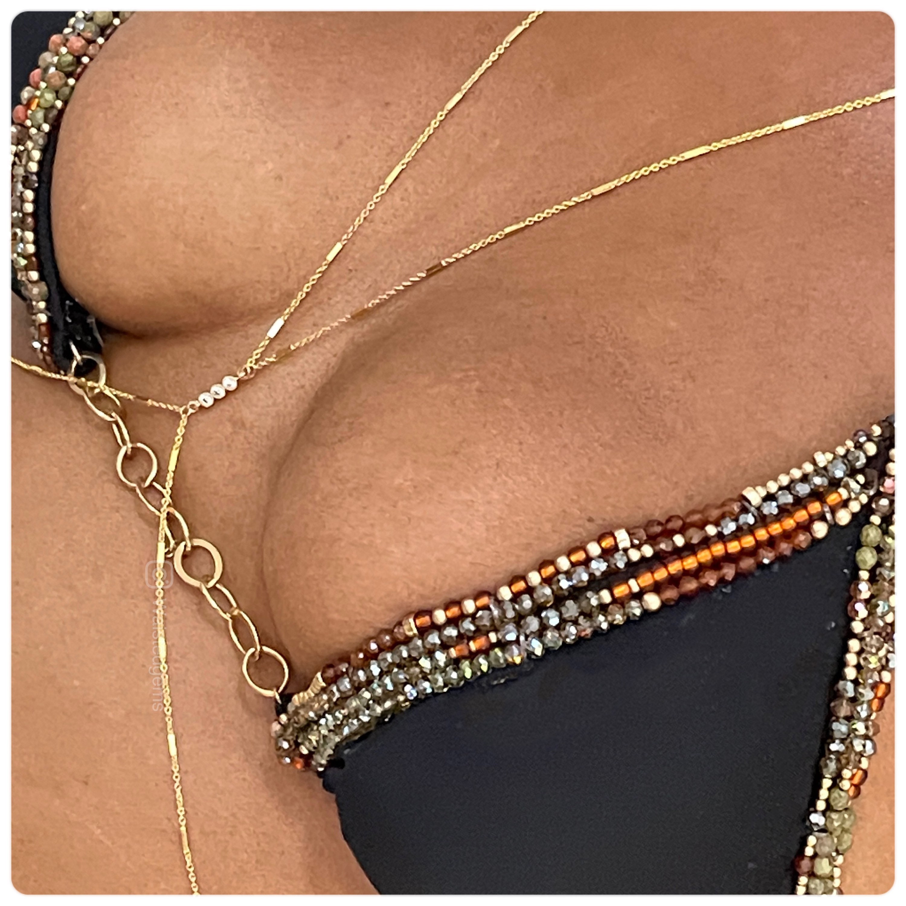 Hesroicy Bra Chain Sexy Adjustable Luxury Dainty Golden Fashion Jewelry  Rhinestone Inlaid Chest Body Chain Club Accessories 