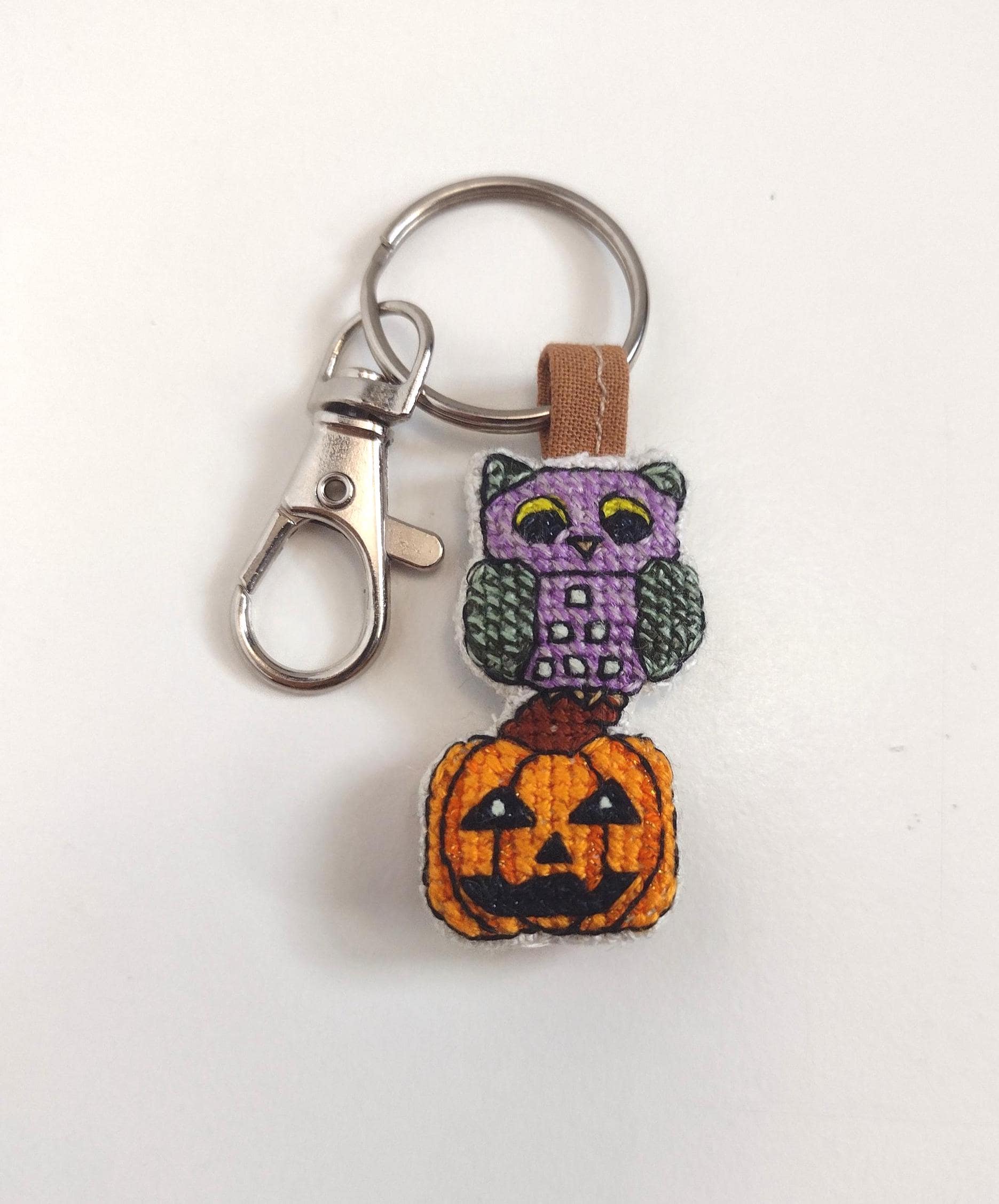 Double-sided Halloween Keychain: Handmade Big Eyed Owl on Sparkling Orange Pumpkin w/ Glow In The Da
