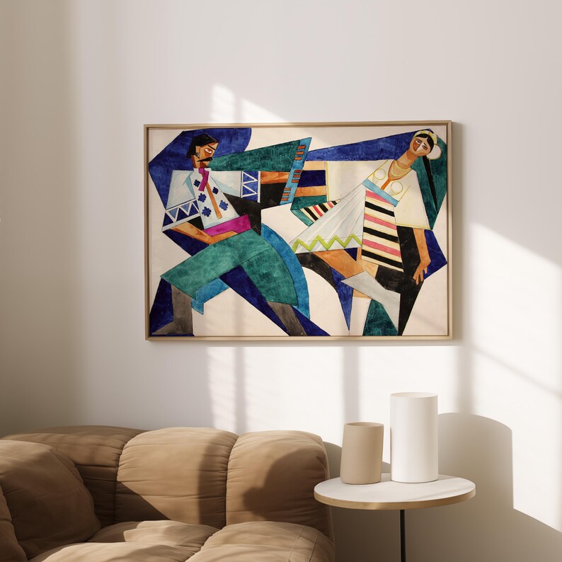 Puede incluir: Una pintura abstracta enmarcada que representa a un hombre y una mujer con ropa tradicional bailando. La pintura est&aacute; realizada en un estilo colorido con formas geom&eacute;tricas y l&iacute;neas atrevidas.