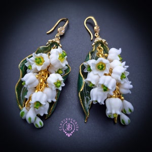 boucles d'oreilles pendantes muguet image 3