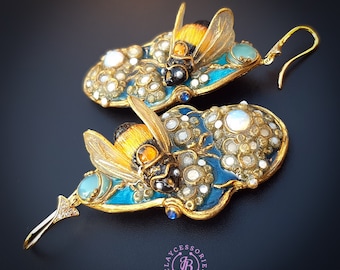 Bumblebee Earrings in Art Nouveau style